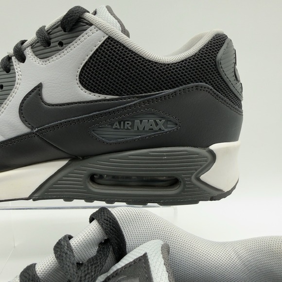 Nike Air Max 90 Black/Wolf Grey 537384-053 Men's Size 11 - Picture 6 of 16
